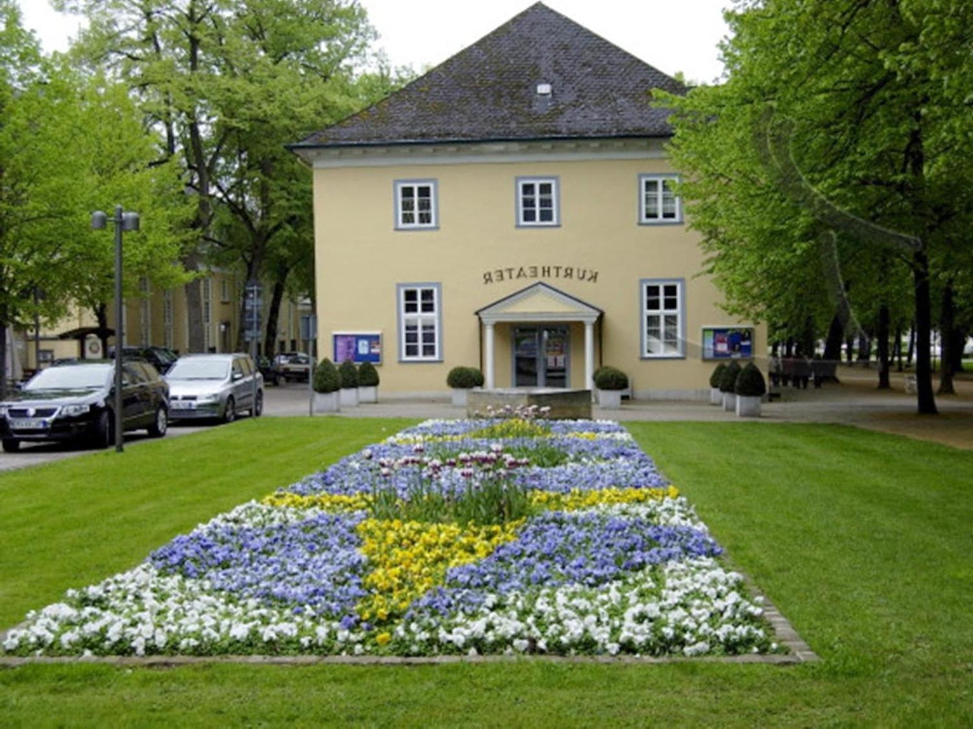 Spacious Apartment In Weser Uplands With Garden Bad Pyrmont Bagian luar foto