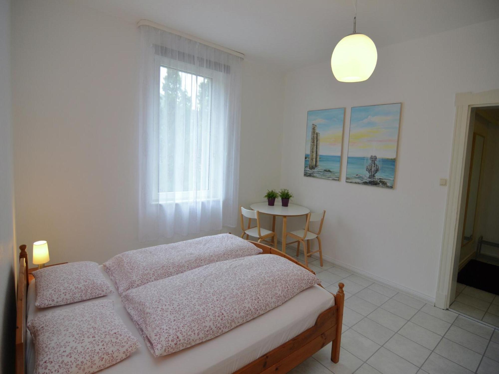 Spacious Apartment In Weser Uplands With Garden Bad Pyrmont Bagian luar foto