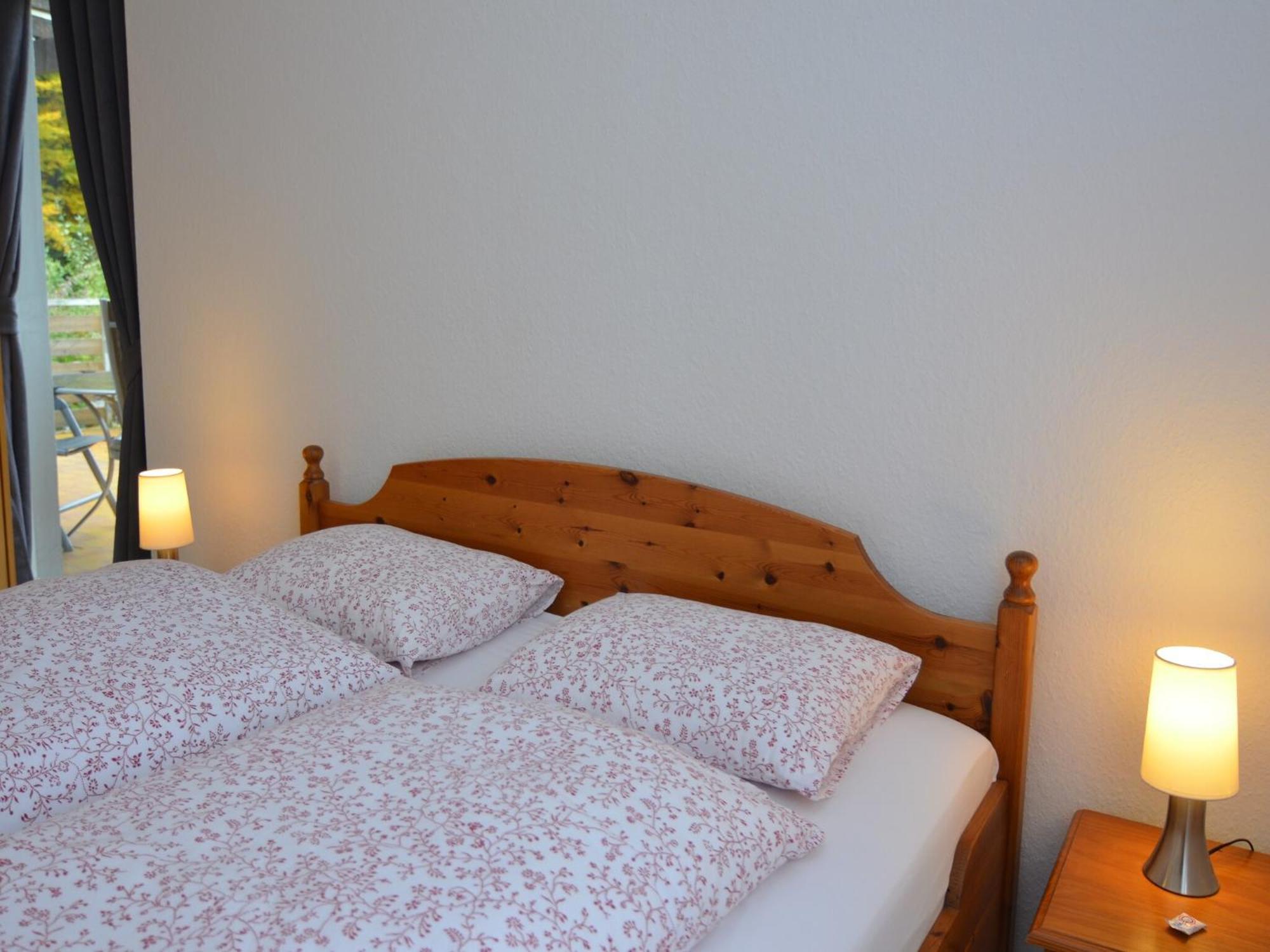 Spacious Apartment In Weser Uplands With Garden Bad Pyrmont Bagian luar foto