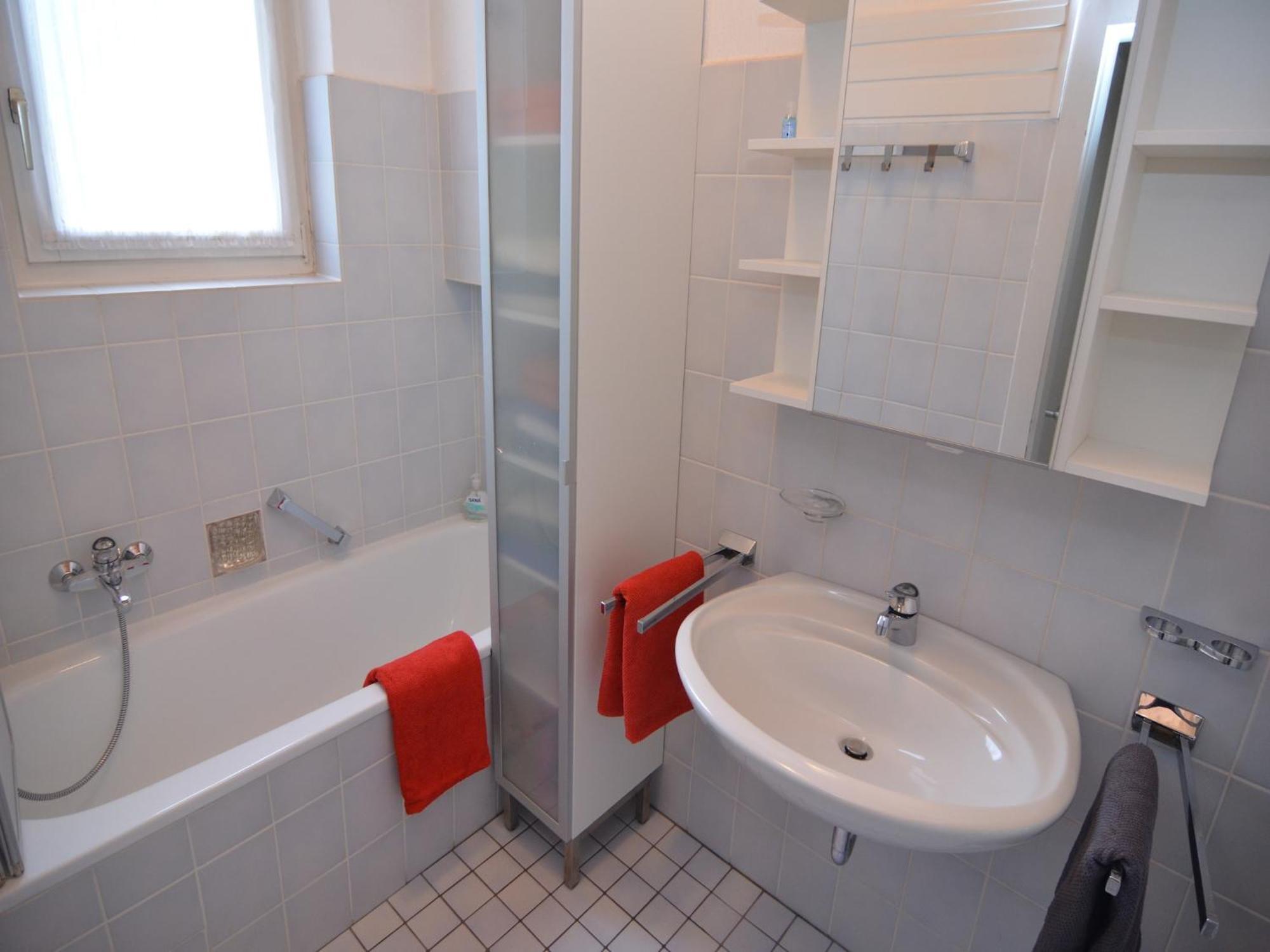 Spacious Apartment In Weser Uplands With Garden Bad Pyrmont Bagian luar foto