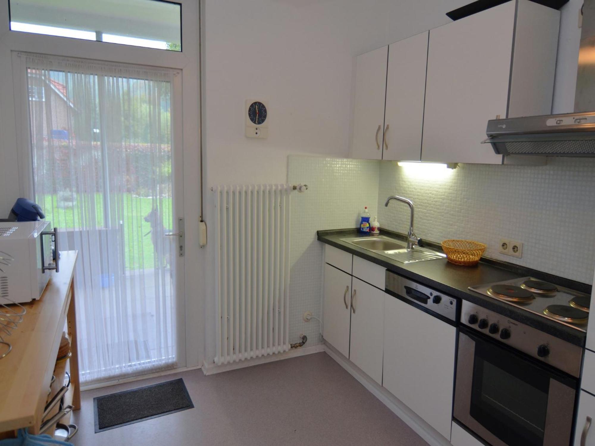 Spacious Apartment In Weser Uplands With Garden Bad Pyrmont Bagian luar foto